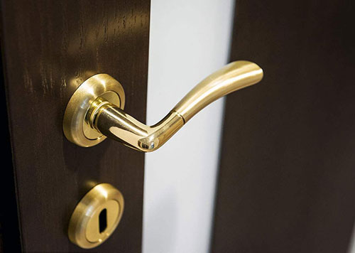 新乐24小时上门开锁公司