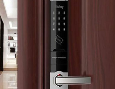 新乐24小时上门开锁公司